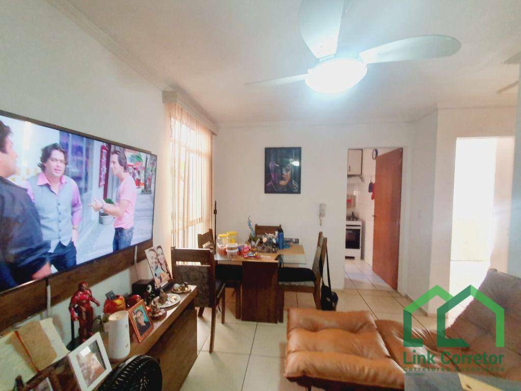 Apartamento à venda com 2 quartos, 56m² - Foto 5