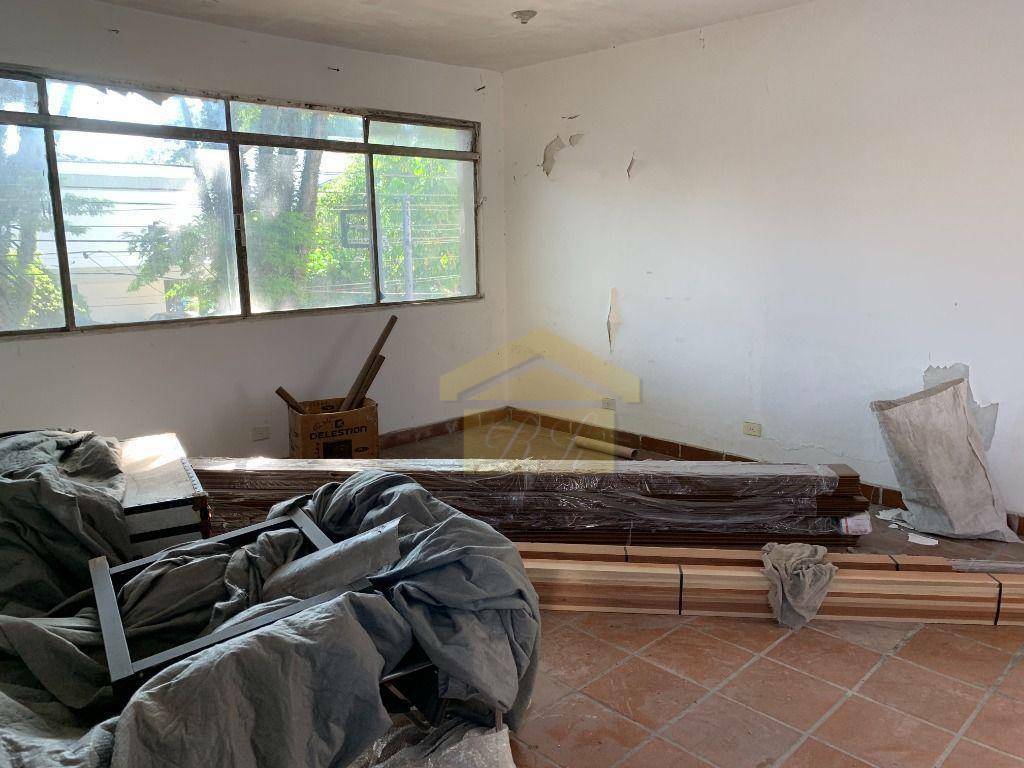 Sobrado para alugar com 4 quartos, 372m² - Foto 34