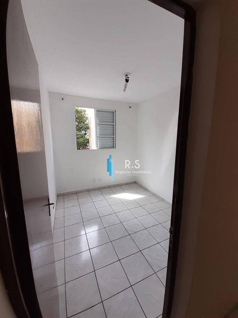 Apartamento à venda com 2 quartos, 49m² - Foto 11