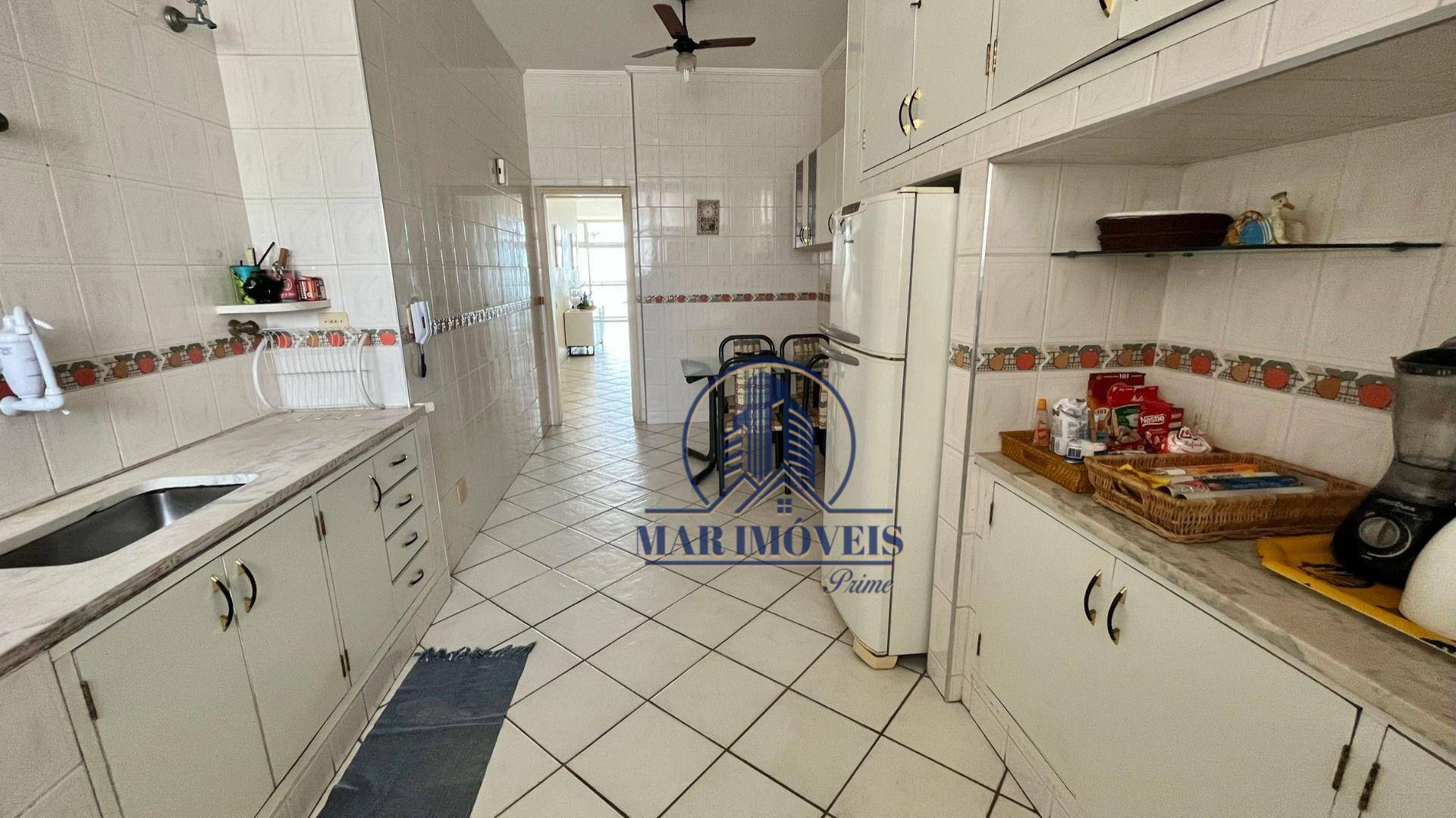 Apartamento à venda com 3 quartos, 190m² - Foto 17