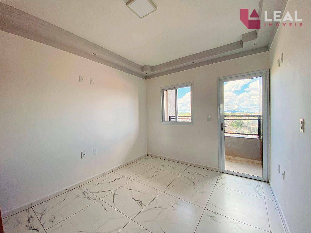 Apartamento para alugar com 2 quartos, 74m² - Foto 2