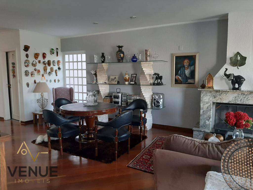 Casa à venda com 4 quartos, 500m² - Foto 7