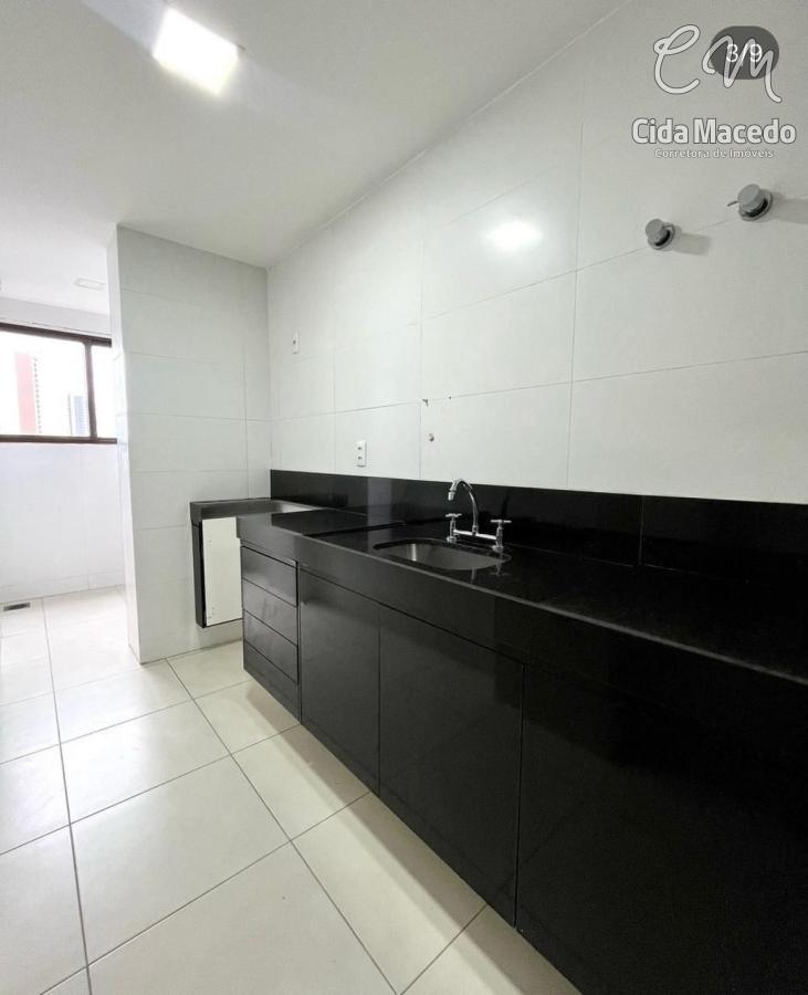 Apartamento à venda com 2 quartos, 64m² - Foto 5