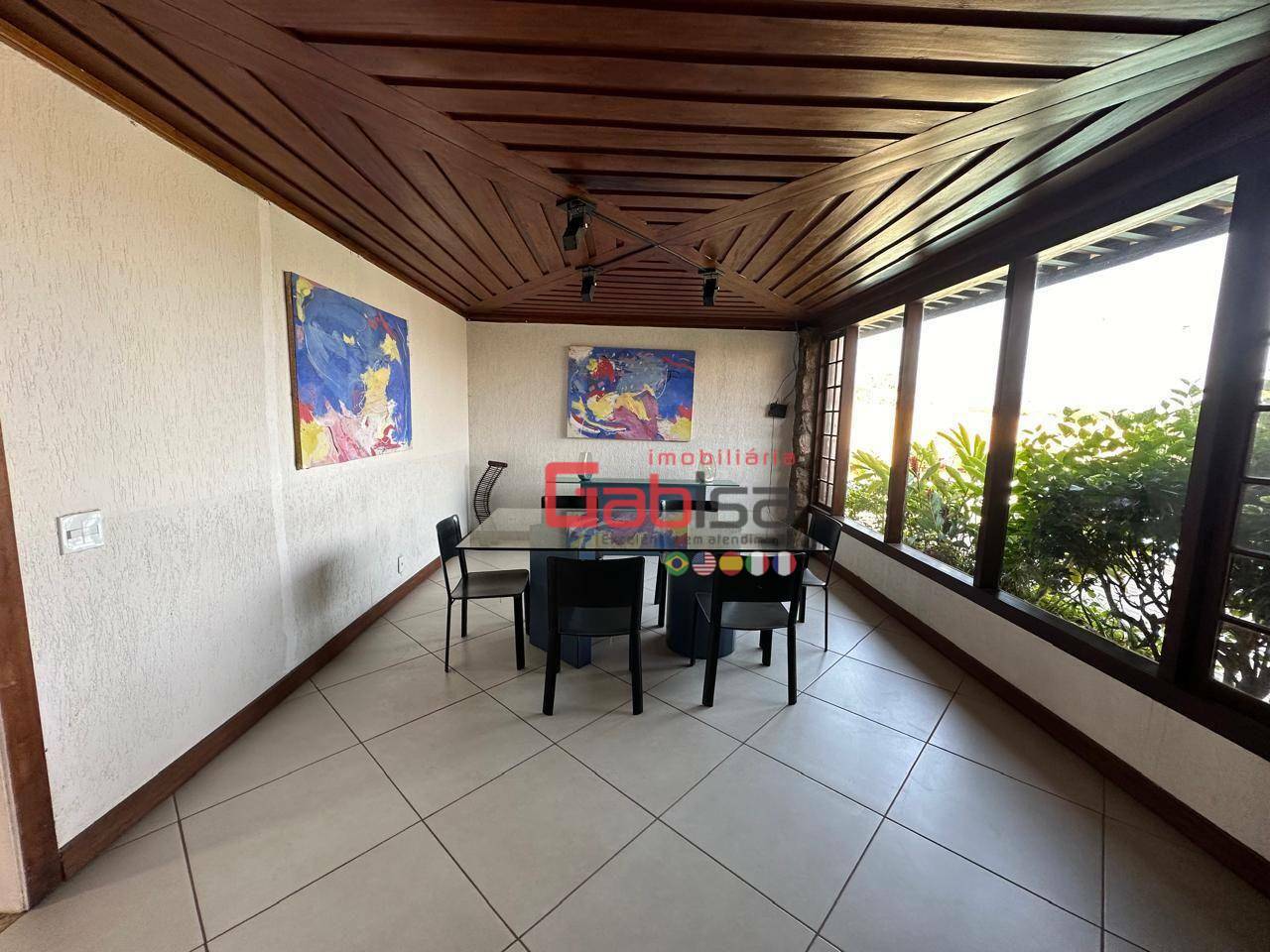 Casa para alugar com 4 quartos, 348m² - Foto 17