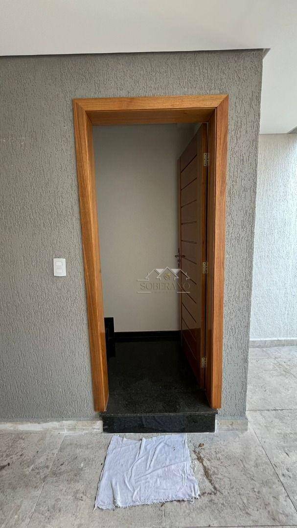 Sobrado à venda com 3 quartos, 104m² - Foto 4