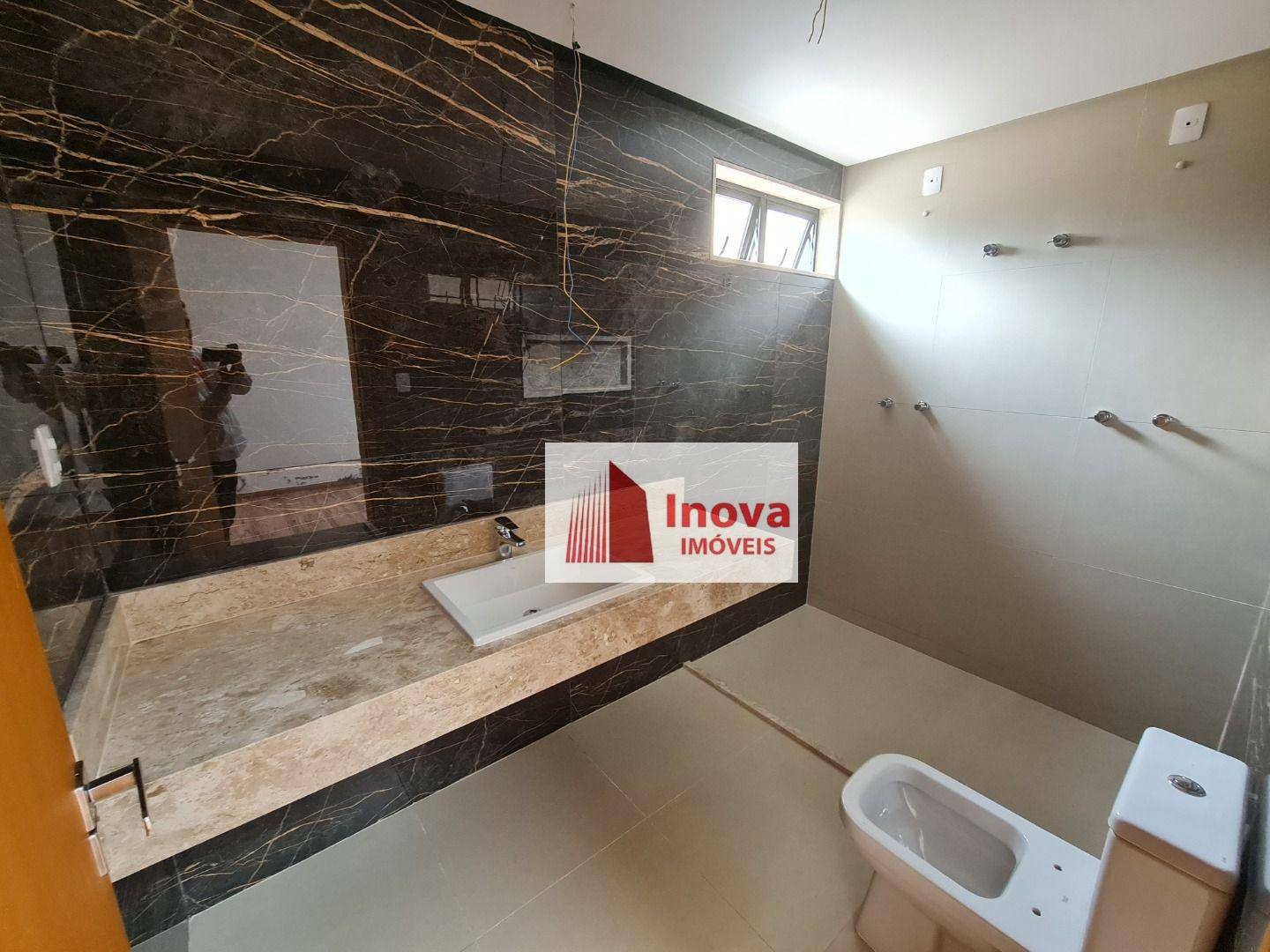 Casa de Condomínio à venda com 3 quartos, 349m² - Foto 17