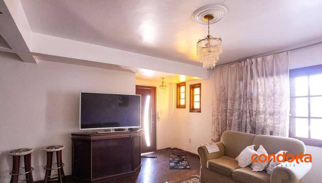 Casa de Condomínio para alugar com 4 quartos, 150m² - Foto 2