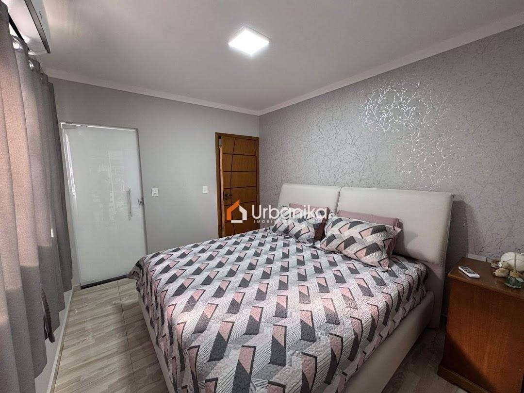 Chácara, 2 quartos, 1591 m² - Foto 2