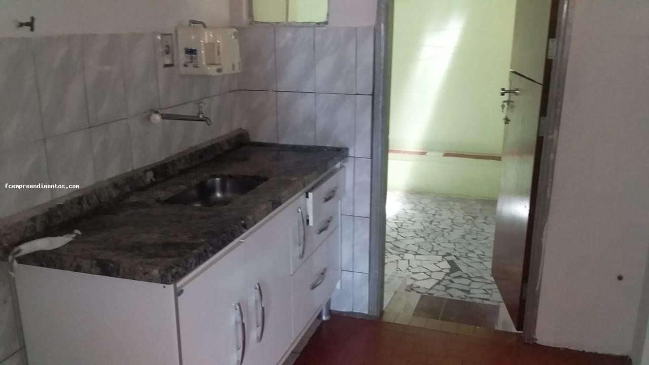 Casa à venda com 2 quartos, 200m² - Foto 19