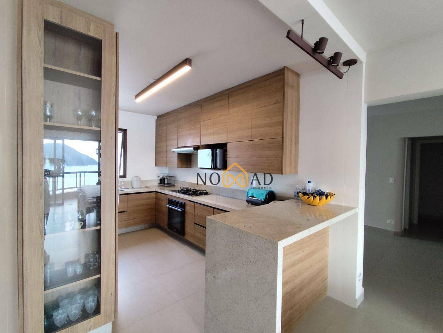 Apartamento para alugar com 4 quartos, 195m² - Foto 32