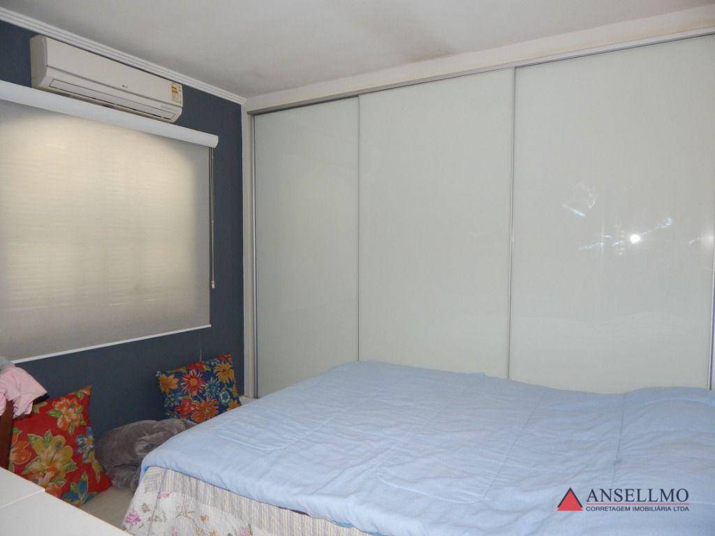 Sobrado à venda e aluguel com 3 quartos, 209m² - Foto 22