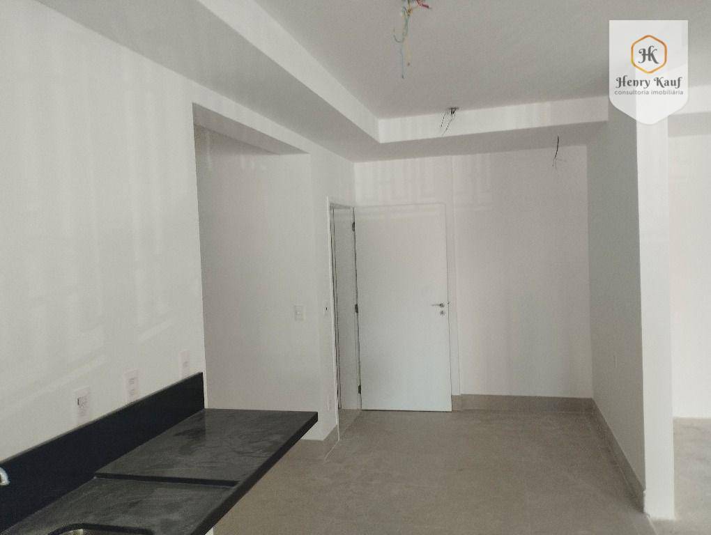 Apartamento à venda com 3 quartos, 209m² - Foto 12