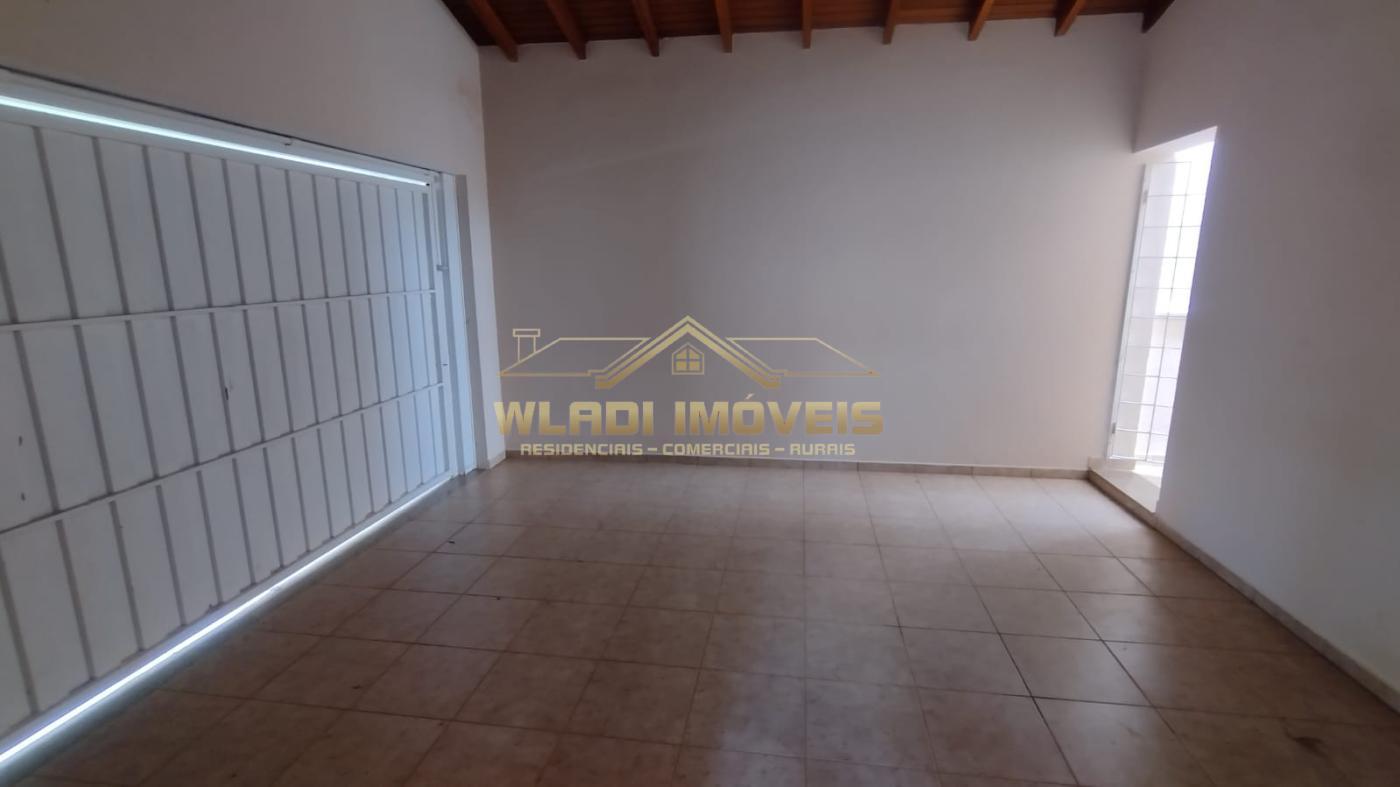 Casa de Condomínio à venda com 3 quartos, 300m² - Foto 3