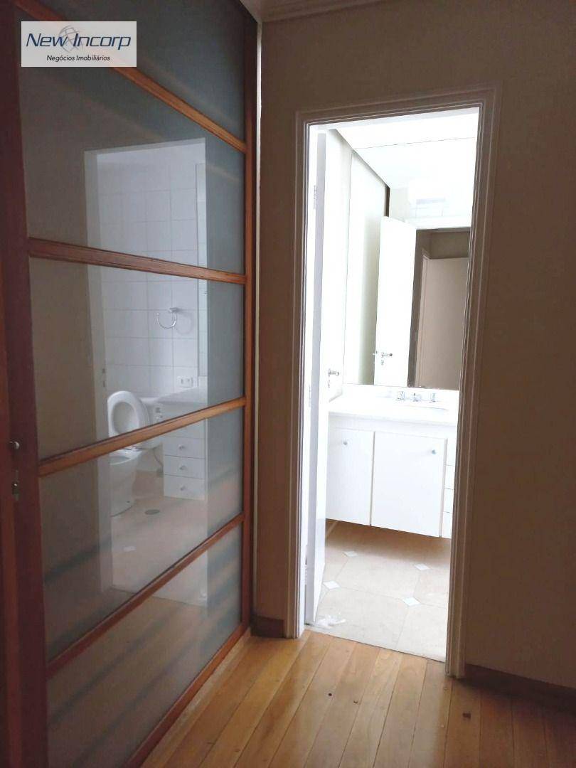 Apartamento à venda com 2 quartos, 70m² - Foto 17