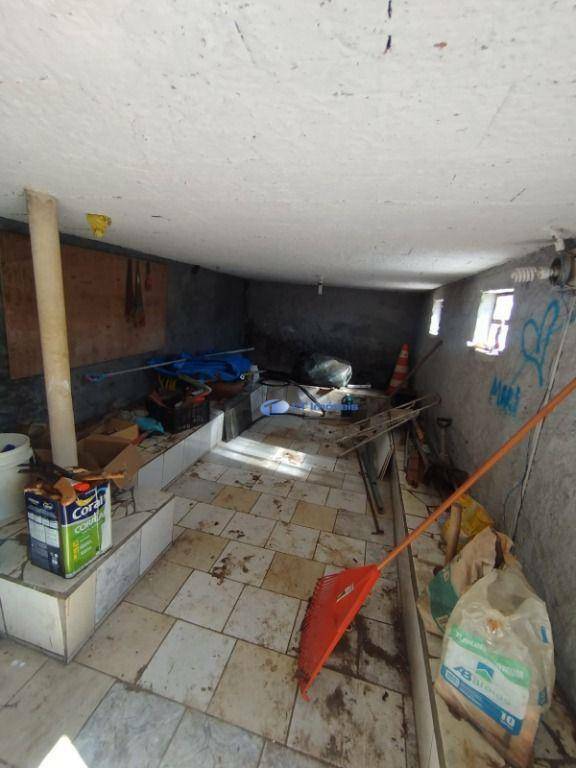 Chácara à venda com 7 quartos, 298m² - Foto 28