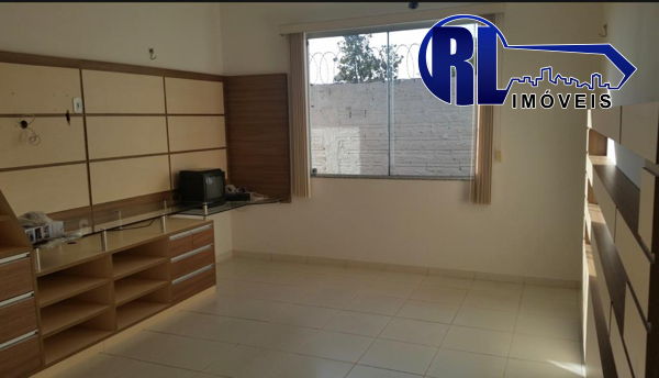 Casa à venda com 3 quartos, 411m² - Foto 4