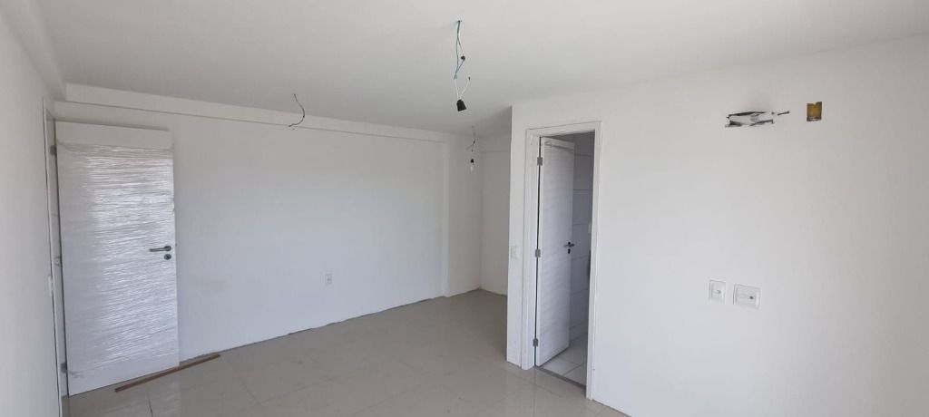 Apartamento à venda com 3 quartos, 151m² - Foto 12