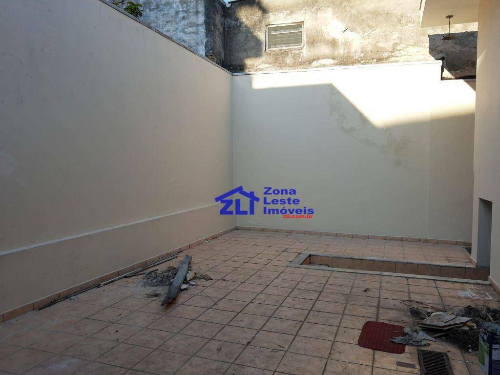 Sobrado à venda com 4 quartos, 350m² - Foto 13