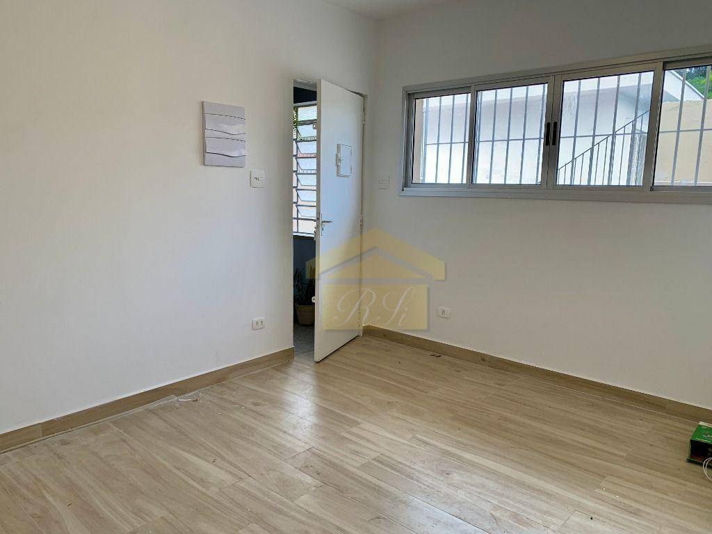 Apartamento para alugar com 3 quartos, 80m² - Foto 2