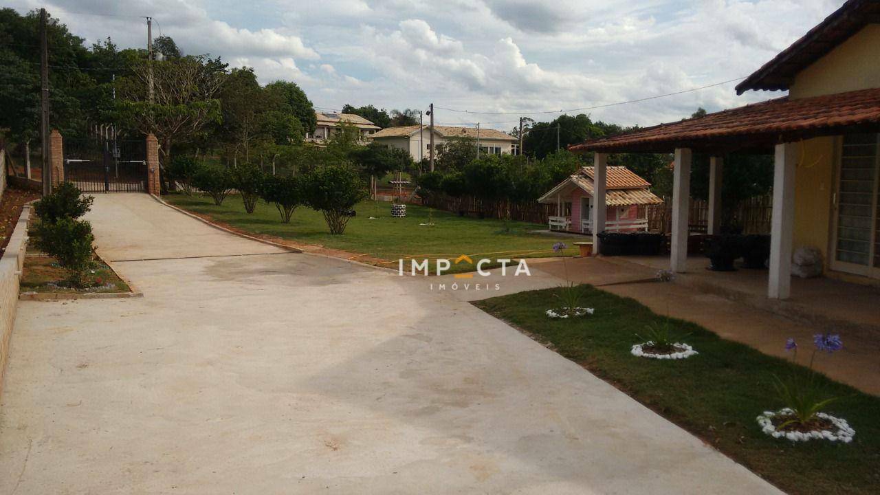 Chácara, 2 quartos, 2182 m² - Foto 9