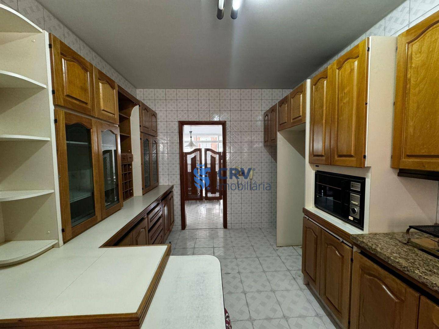 Apartamento para alugar com 4 quartos, 266m² - Foto 17