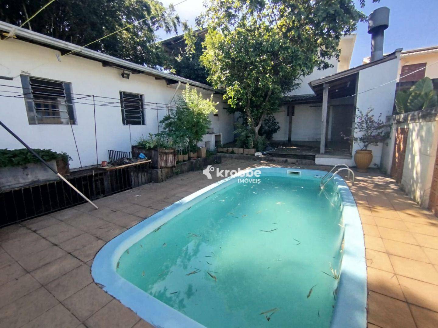Casa para alugar com 4 quartos, 180m² - Foto 15