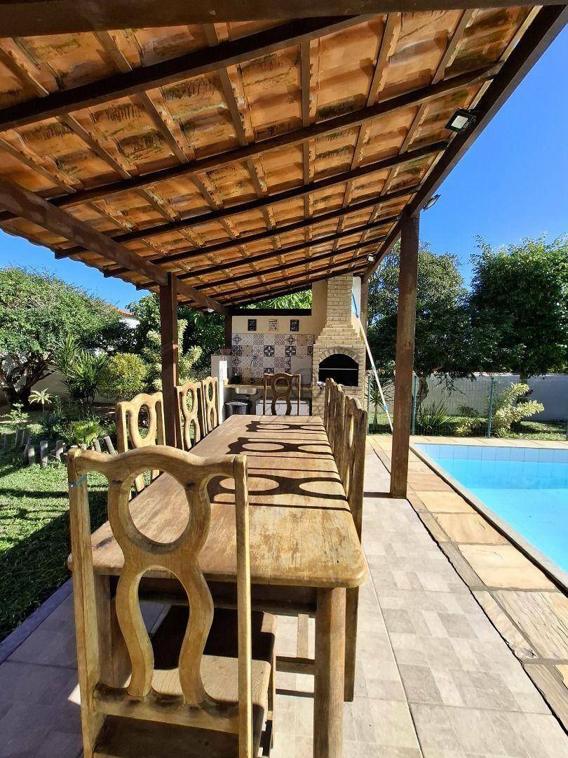Casa à venda com 3 quartos, 160m² - Foto 2