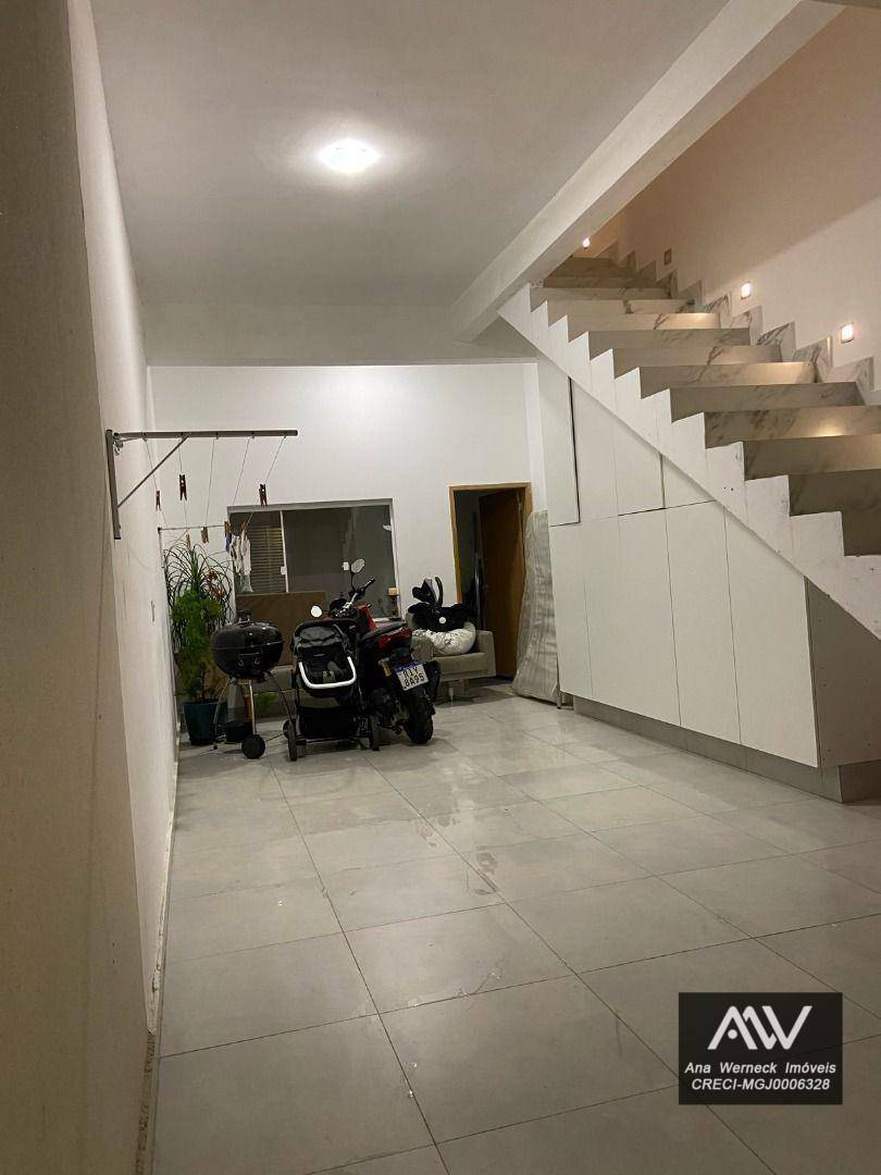 Casa à venda com 2 quartos, 154m² - Foto 3