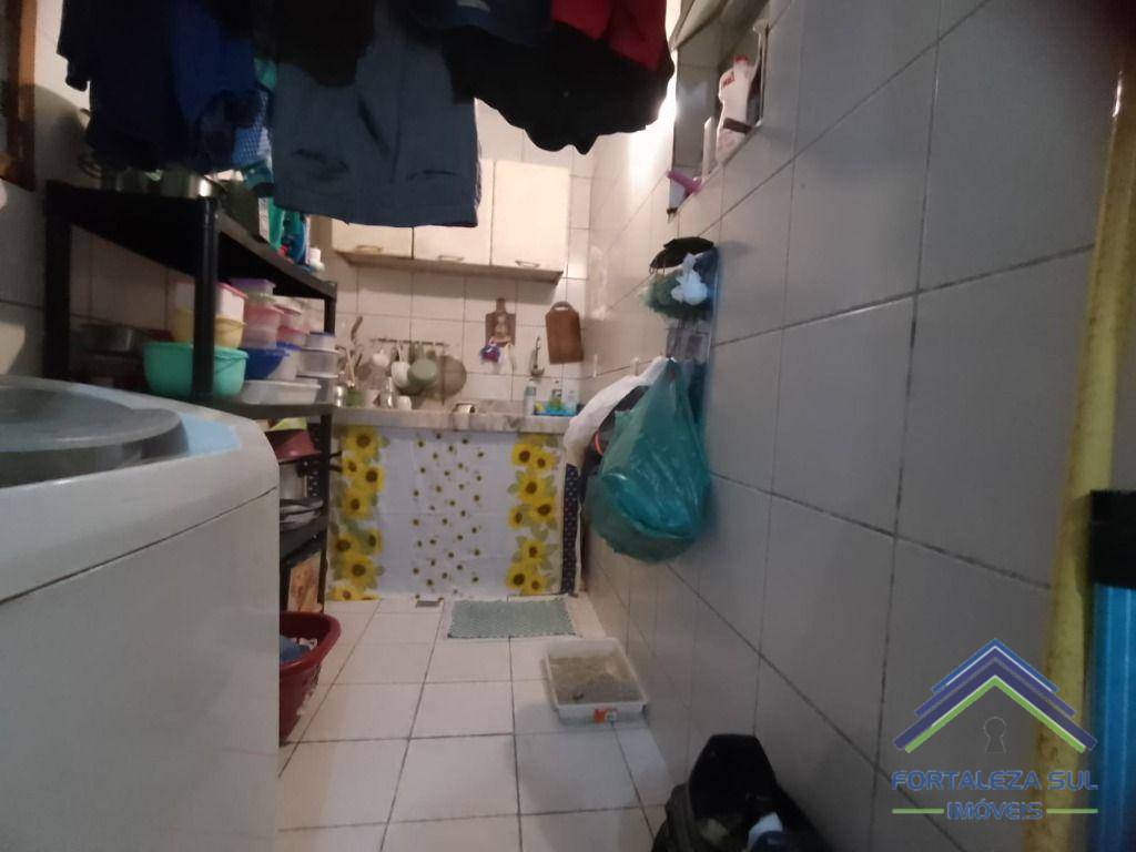 Apartamento à venda com 3 quartos, 95m² - Foto 11