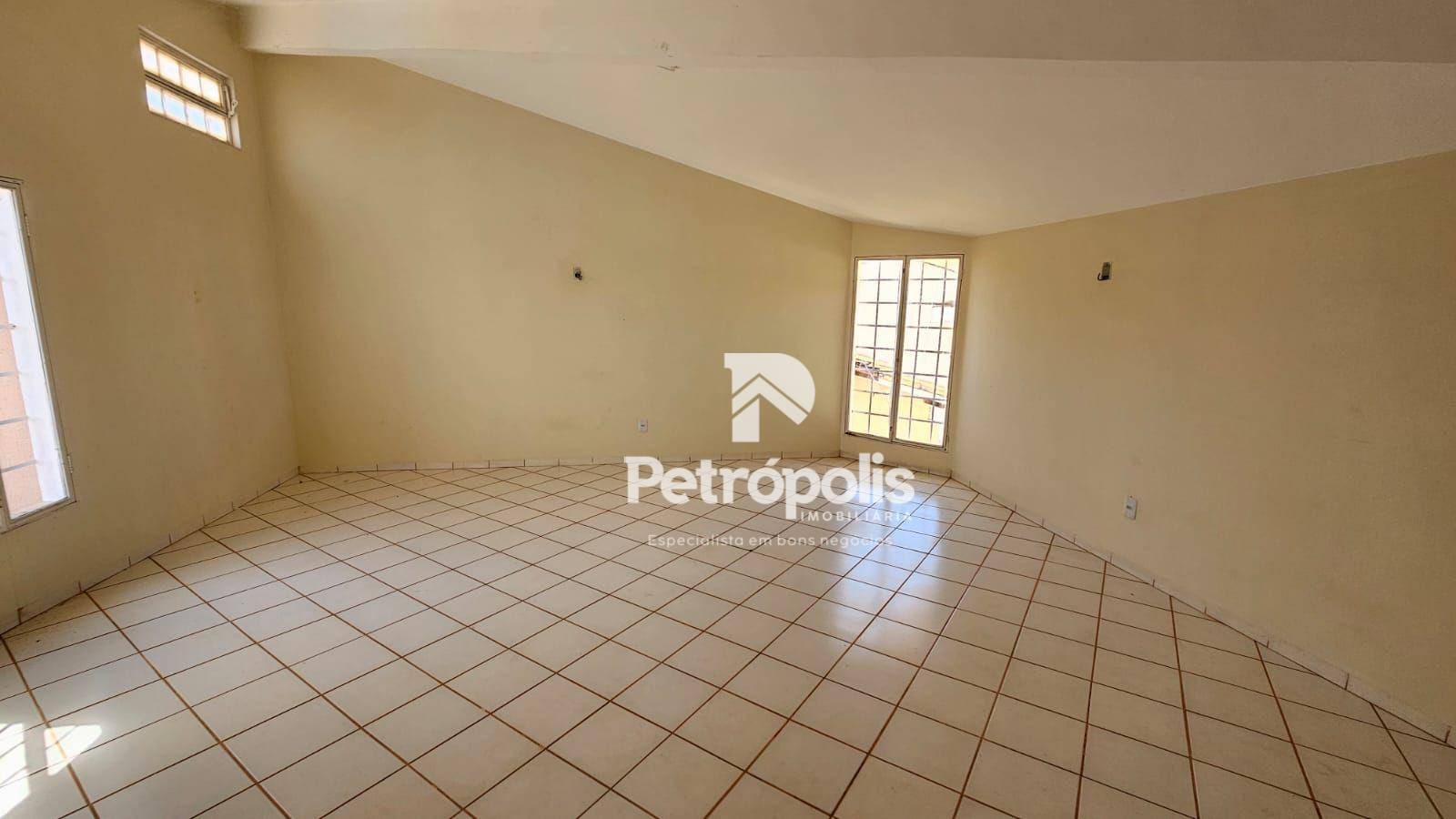 Casa à venda com 4 quartos, 310m² - Foto 5