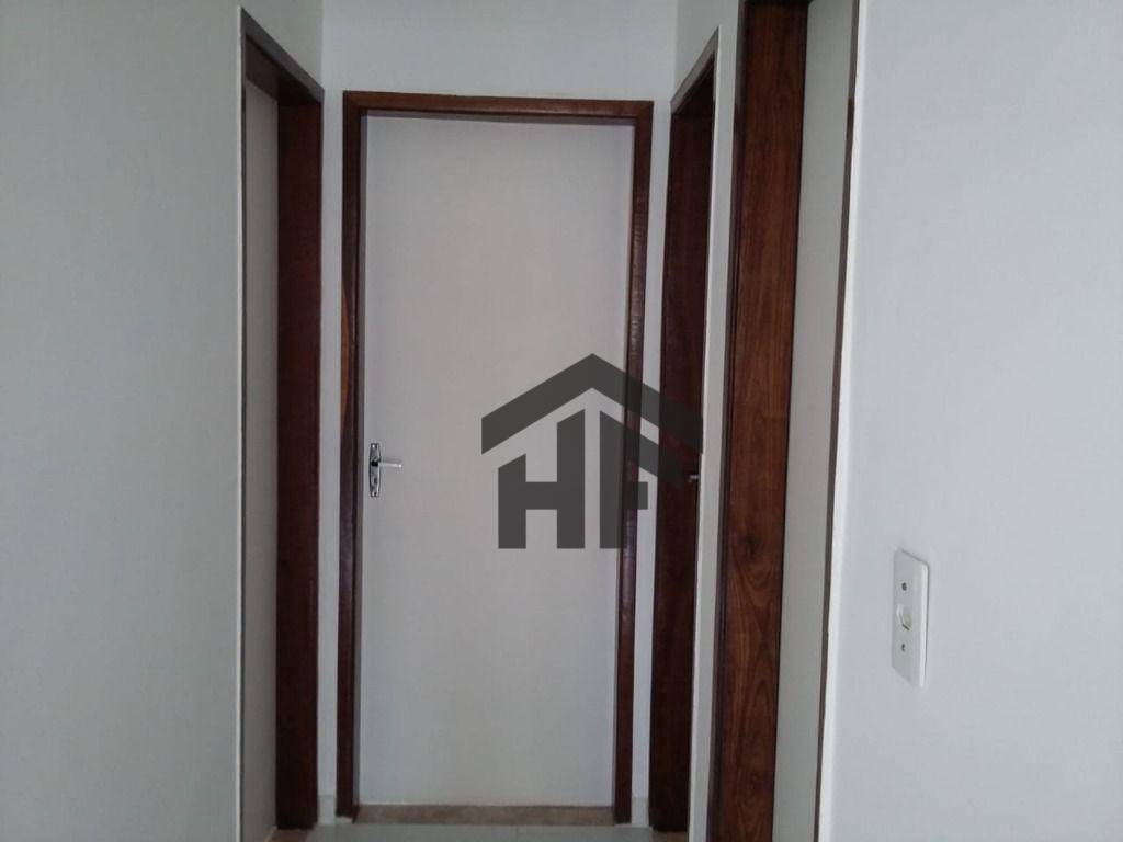 Casa à venda com 3 quartos, 180m² - Foto 6