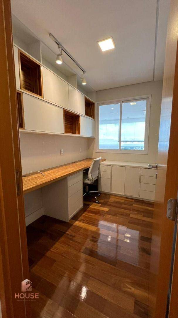 Apartamento à venda com 3 quartos, 172m² - Foto 31