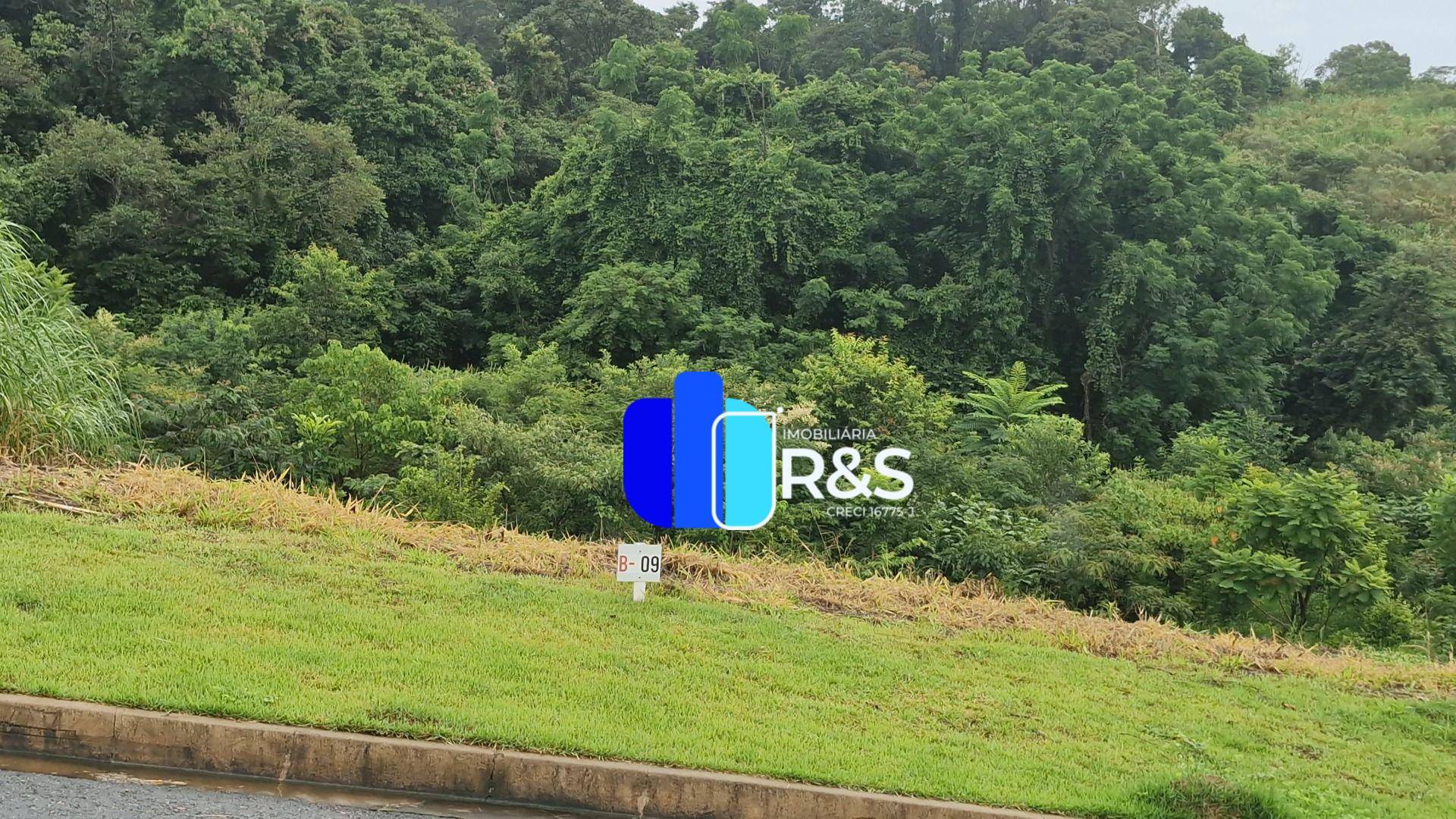 Loteamento e Condomínio, 250 m² - Foto 1