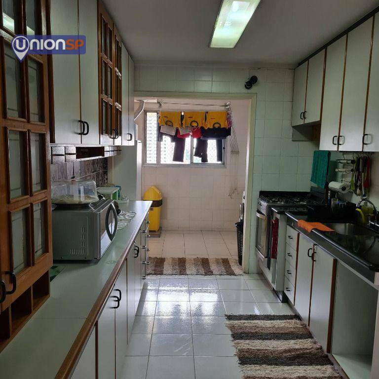 Apartamento à venda com 3 quartos, 186m² - Foto 14