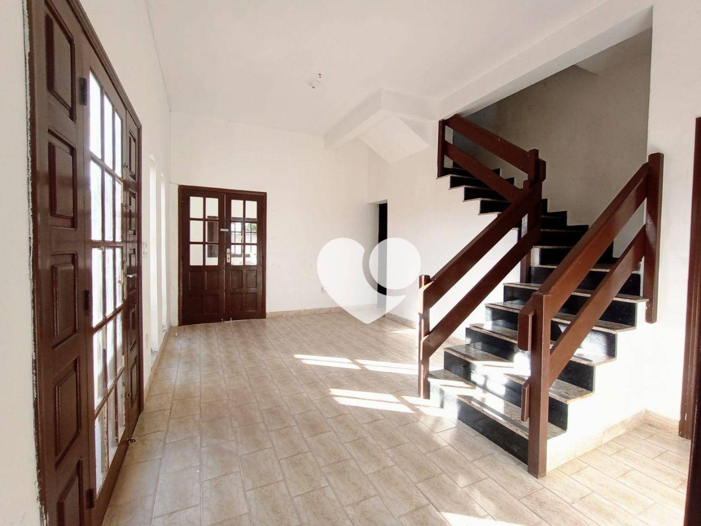 Casa para alugar com 6 quartos, 436m² - Foto 12