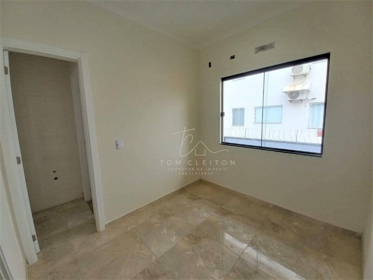 Sobrado à venda com 3 quartos, 98m² - Foto 13