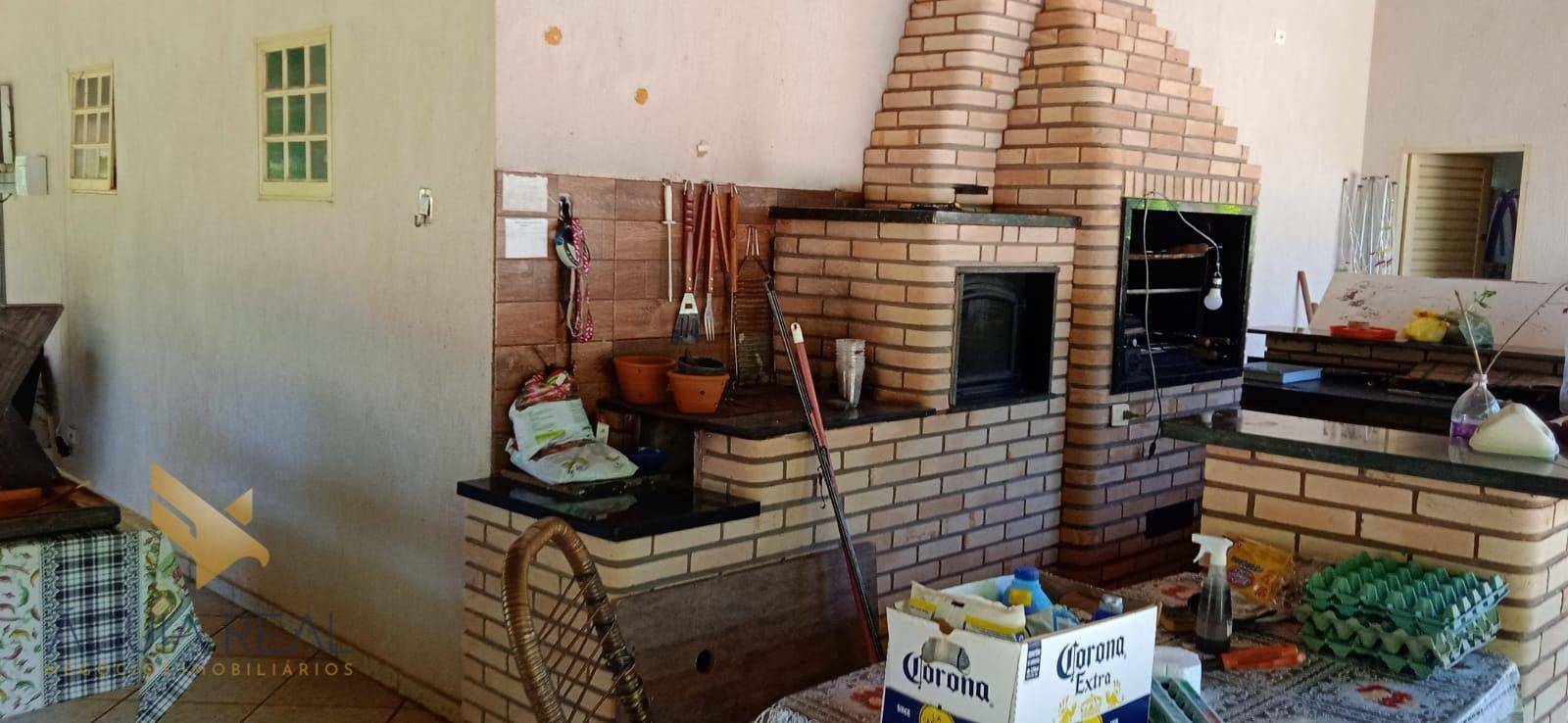 Chácara à venda com 3 quartos, 300m² - Foto 15