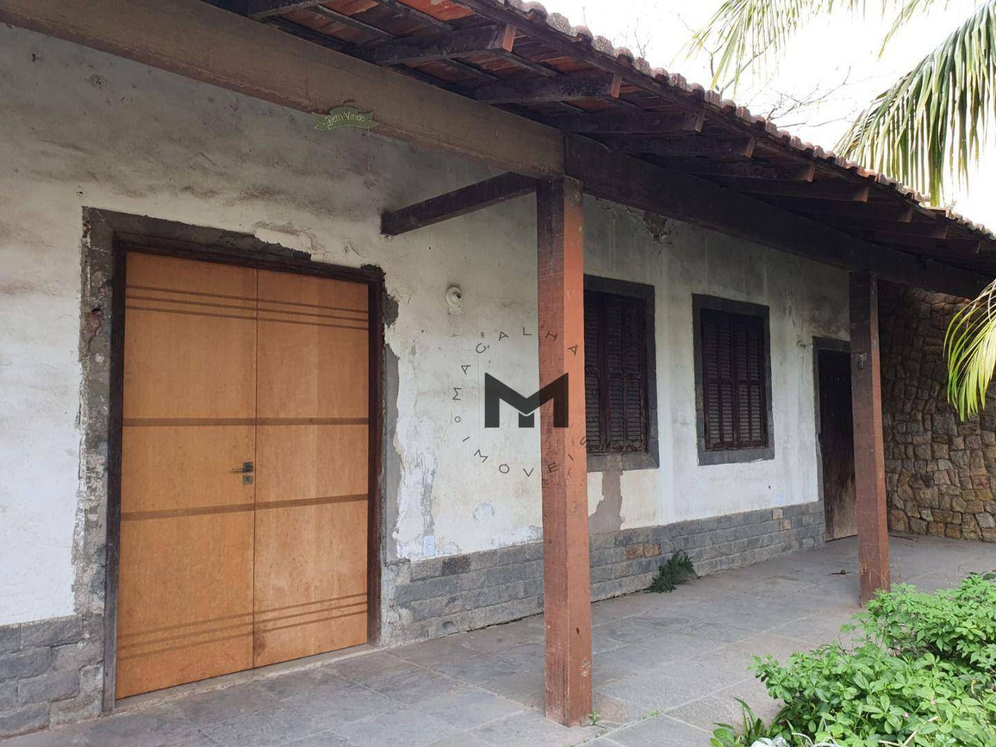 Casa à venda com 2 quartos, 70m² - Foto 1