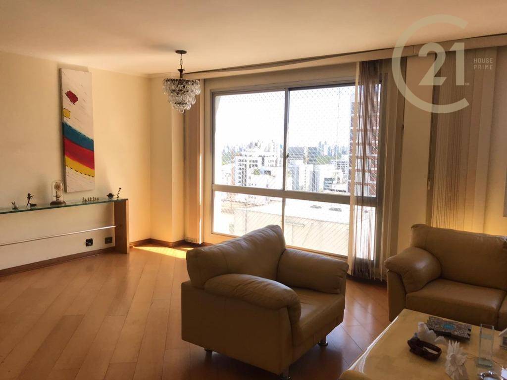 Apartamento à venda com 3 quartos, 190m² - Foto 1