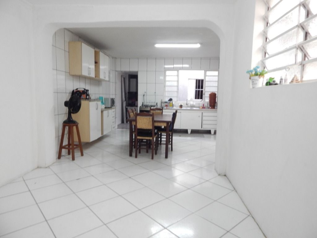 Sobrado à venda com 4 quartos, 250m² - Foto 10