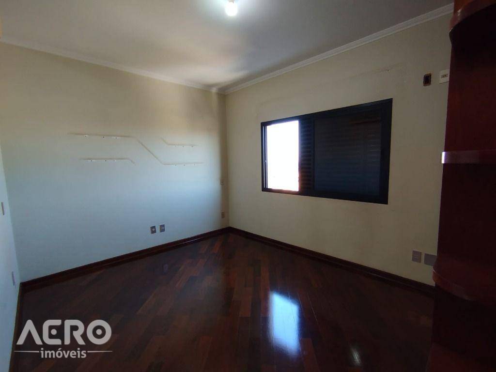 Apartamento para alugar com 3 quartos, 280m² - Foto 36