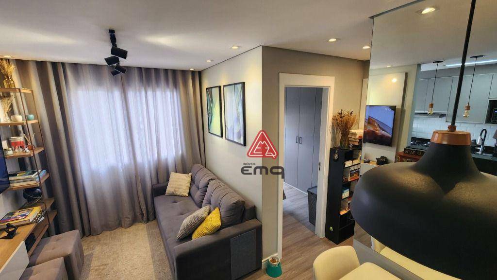 Apartamento à venda com 2 quartos, 40m² - Foto 9