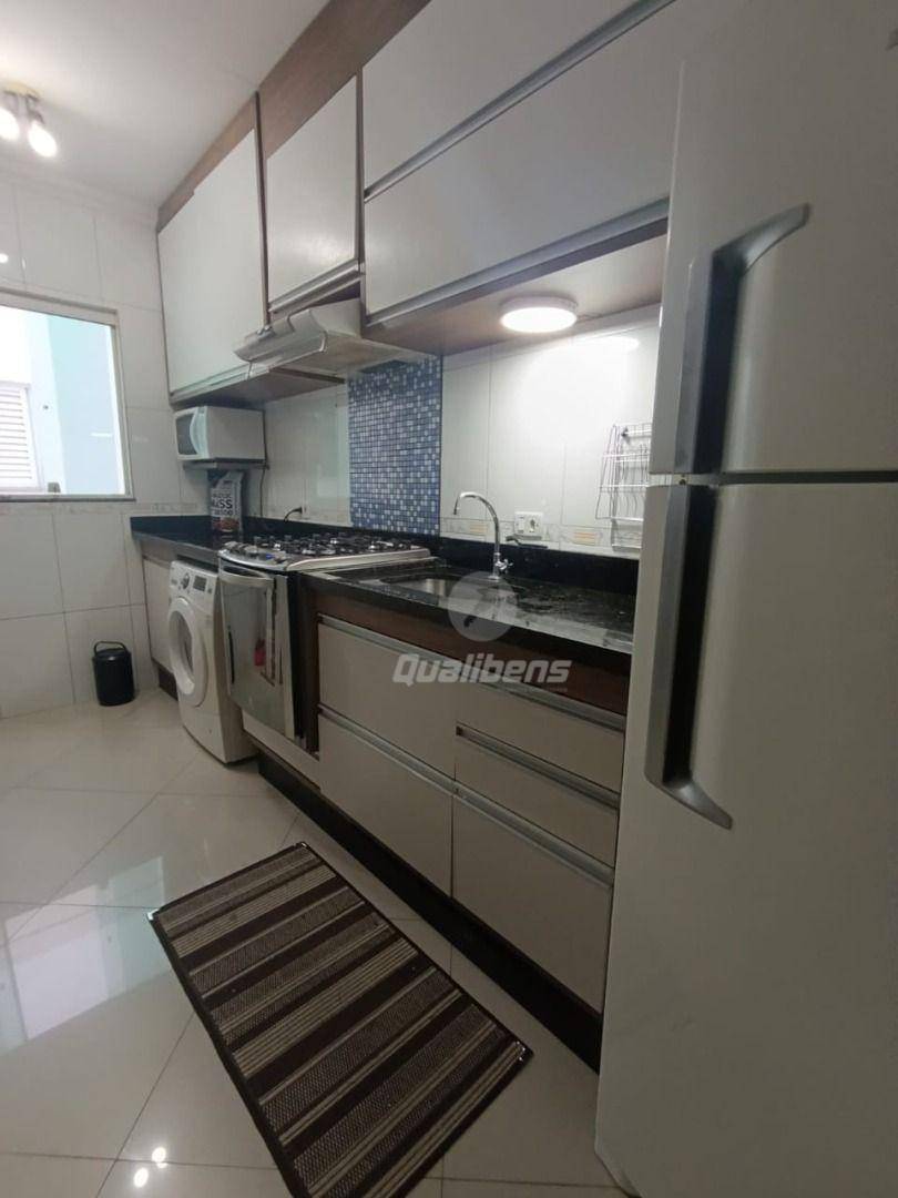 Apartamento à venda com 2 quartos, 49m² - Foto 2