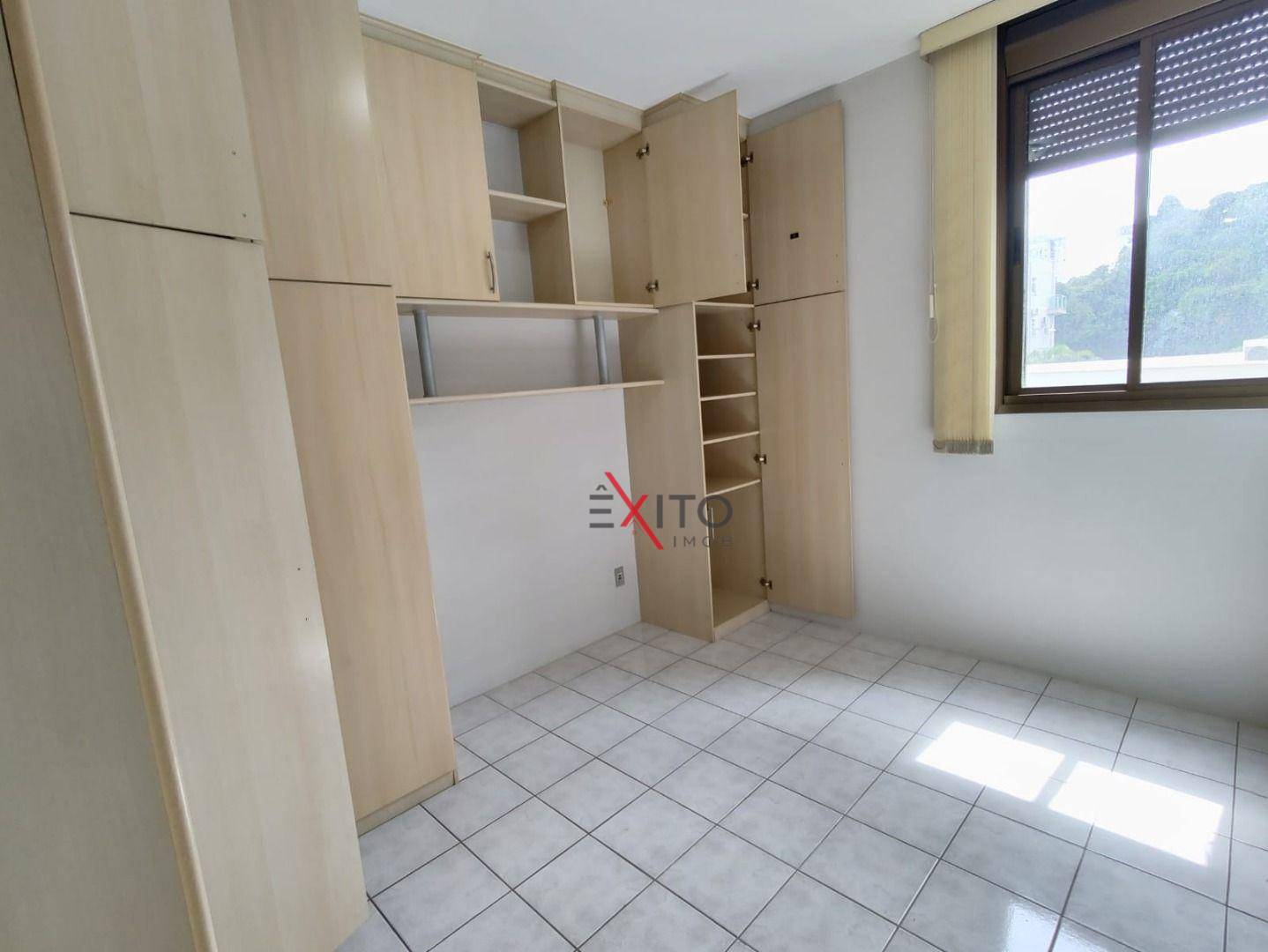 Apartamento à venda com 2 quartos, 58m² - Foto 14