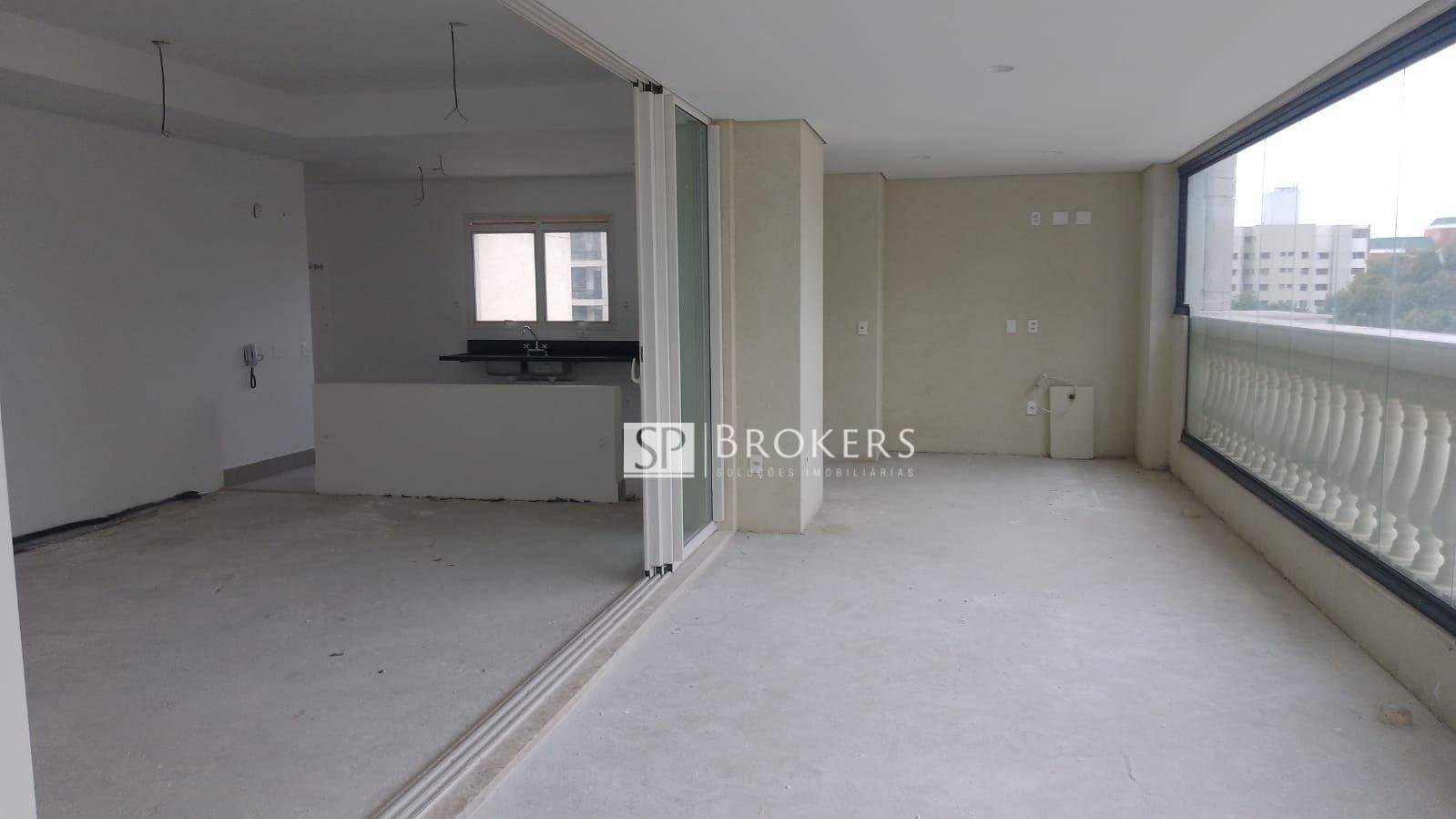 Apartamento à venda com 3 quartos, 256m² - Foto 2