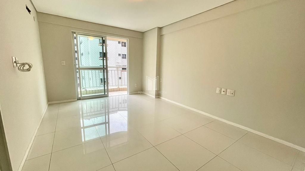 Apartamento à venda com 3 quartos, 142m² - Foto 17