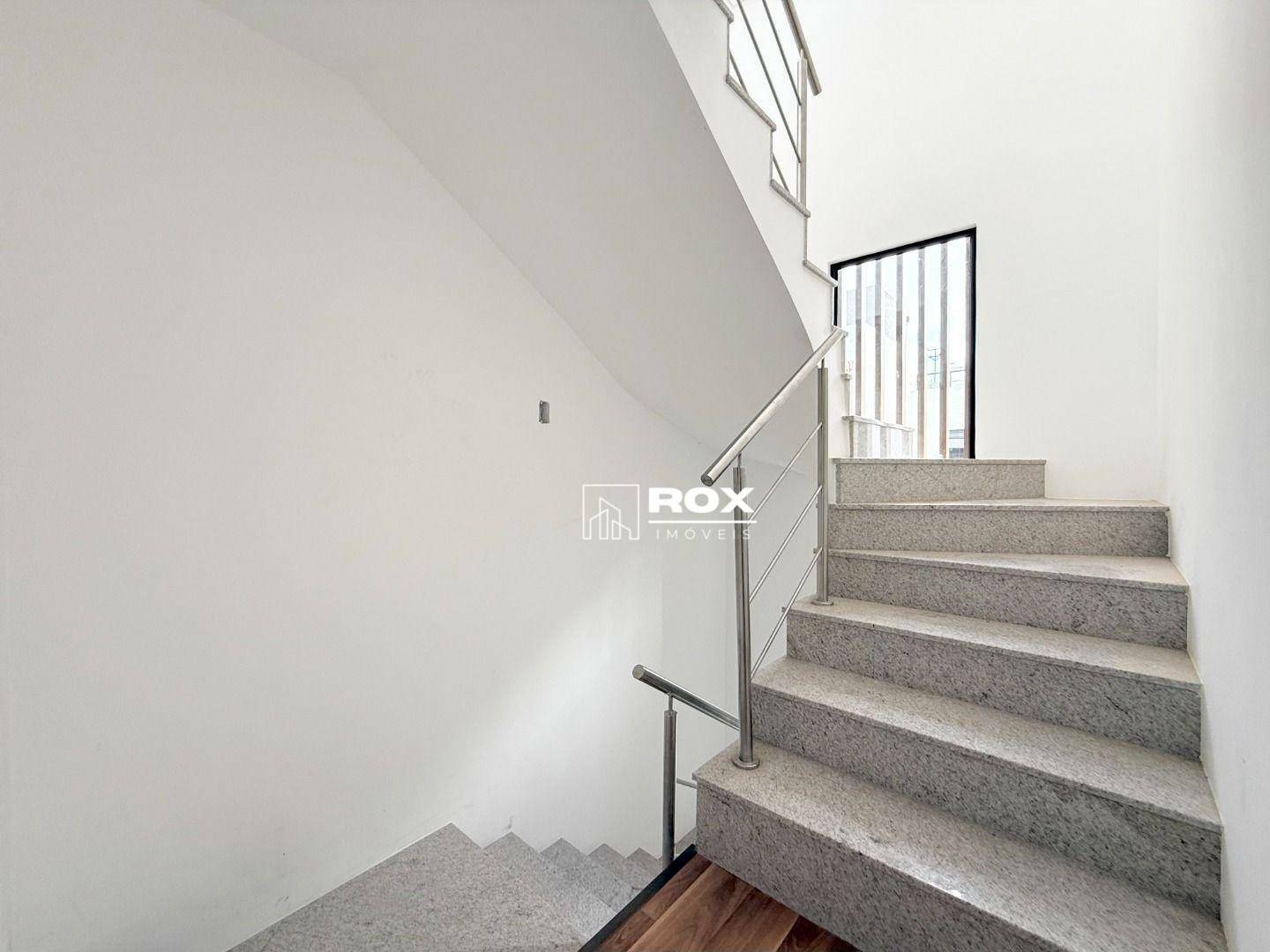 Casa de Condomínio para alugar com 3 quartos, 194m² - Foto 32