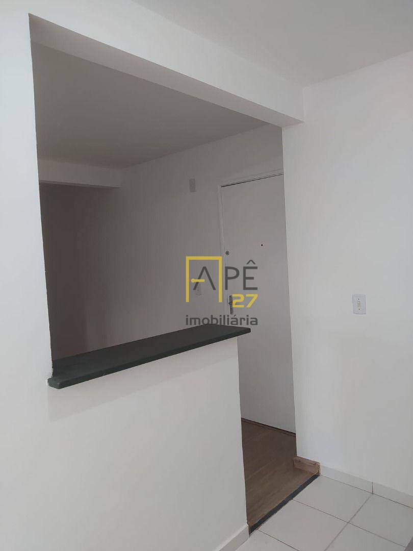 Apartamento à venda com 2 quartos, 43m² - Foto 4