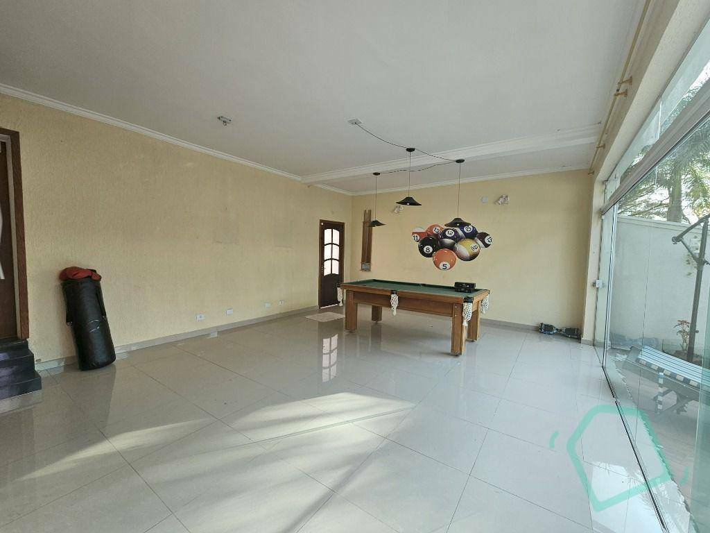 Casa de Condomínio à venda e aluguel com 3 quartos, 400m² - Foto 7