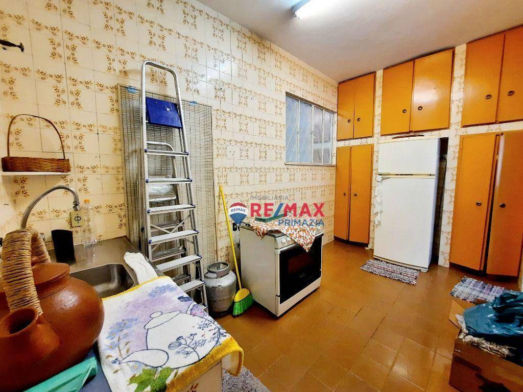 Casa de Condomínio à venda com 4 quartos, 186m² - Foto 19